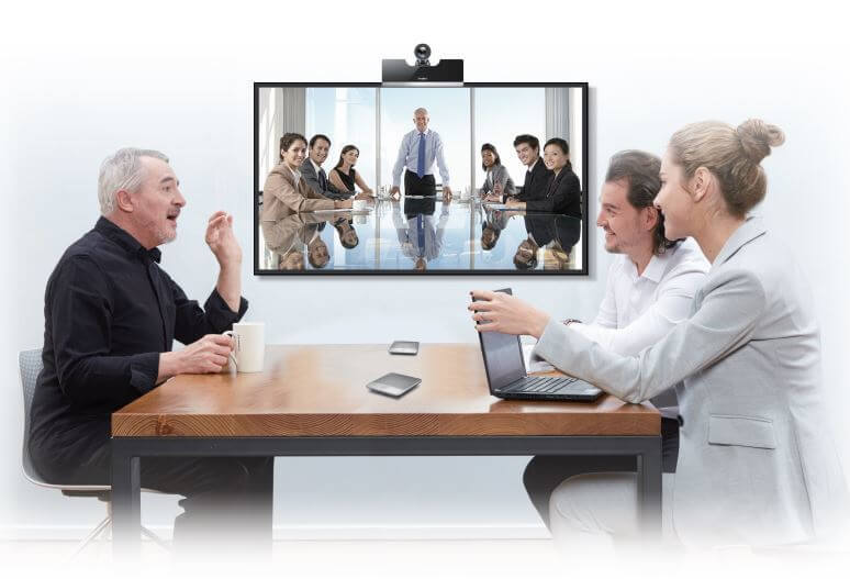 Терминал видеоконференцсвязи Yealink VC500 для конференц-комнат среднего размера. 